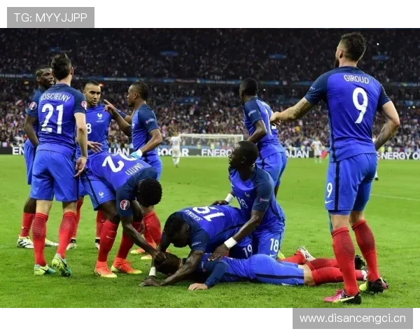 斯特林与萨拉赫在反击效率与触球区域上出现分化